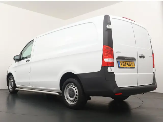 Mercedes-Benz Vito 3