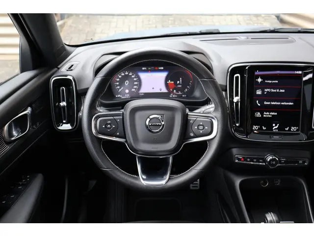 Volvo XC40 T5 Recharge R-Design 2020 Hybride Benzine 14
