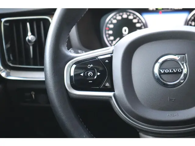 Volvo V60 2.0 T5 Inscription 2018 Benzine 28