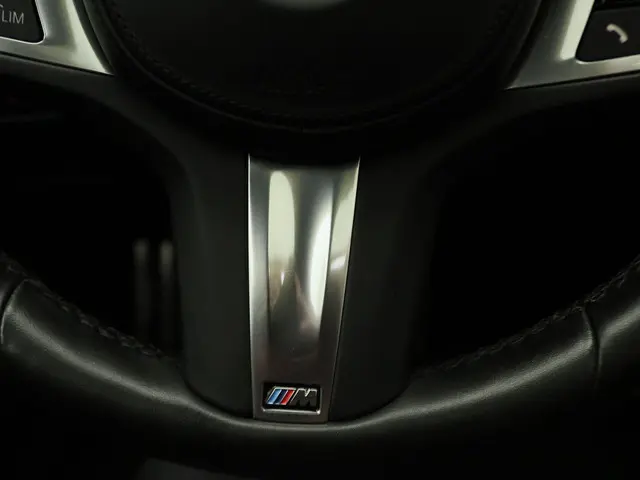 BMW 3 Serie 320i Touring 2020 Benzine 17