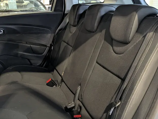 Renault Clio Estate 0.9 TCe Zen 2018 Benzine 7