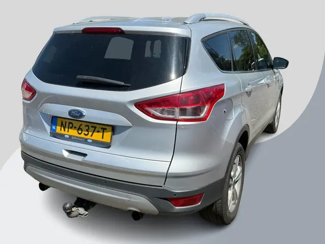 Ford Kuga 1.5 Ecoboost Titanium 2016 Benzine 3