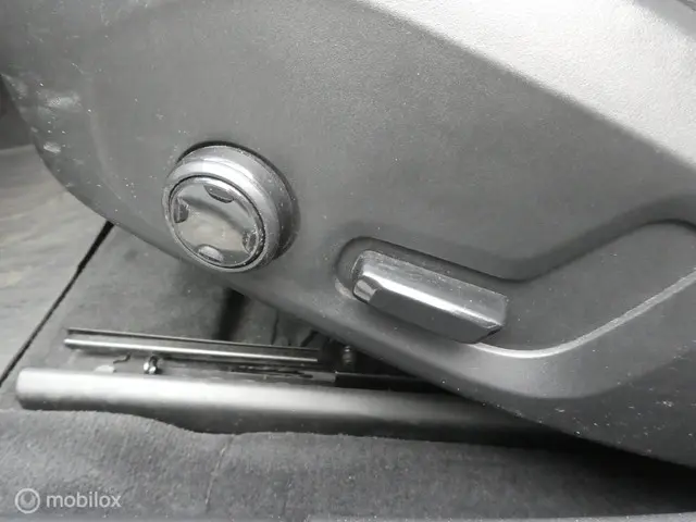 Volvo V90 2.0 T5 R-Design 2017 Benzine 22