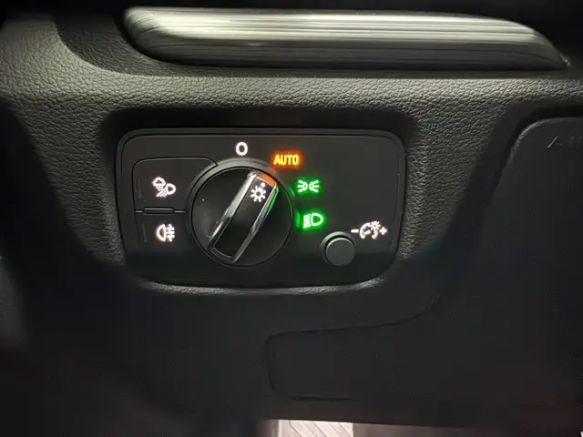 Audi A3 Sportback 1.4 e-tron Sport 2018 Hybride Benzine 19