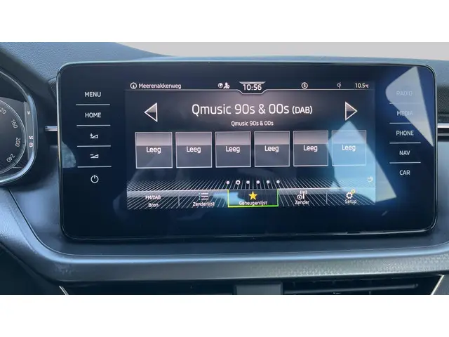 Škoda Kamiq 1.0 TSI Business Edition 2023 Benzine 25