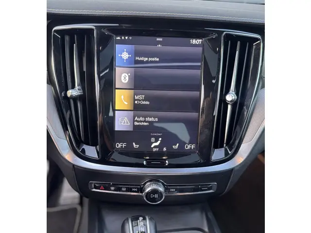 Volvo S60 2.0 T5 Intro Edition 2019 Benzine 23