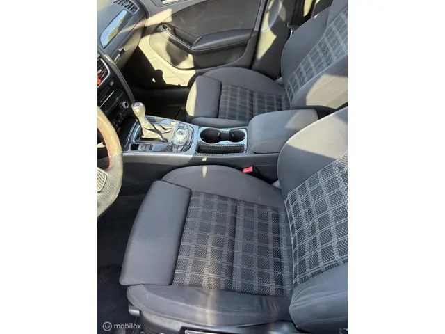 Audi A4 Limousine 1.8 TFSIe Edition 2013 Benzine 10