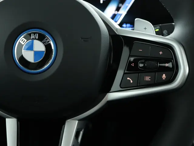 BMW 3 Serie Touring 330e xDrive 2025 Hybride Benzine 16