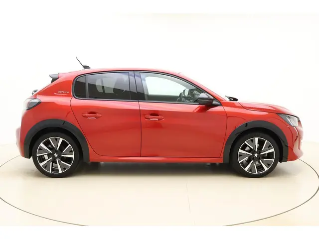 Peugeot 208 1.2 PureTech GT-Line 2020 Benzine 9