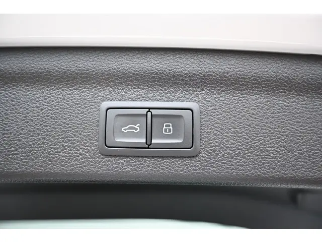 Audi Q3 35 TFSI S-Line 2020 Benzine 29