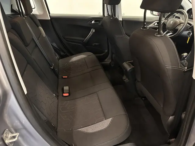 Peugeot 2008 1.2 PureTech Active 82pk 2019 Benzine 15