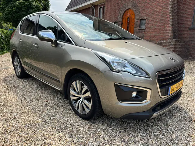 Peugeot 3008 1.2 PureTech Style 2015 Benzine 8