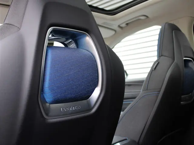 Lynk & Co 01 1.5 2025 Hybride Benzine 12