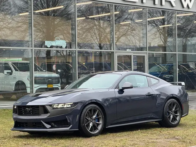 Ford Mustang Fastback GT 5.0 V8 Dark Horse 2024 Benzine 4