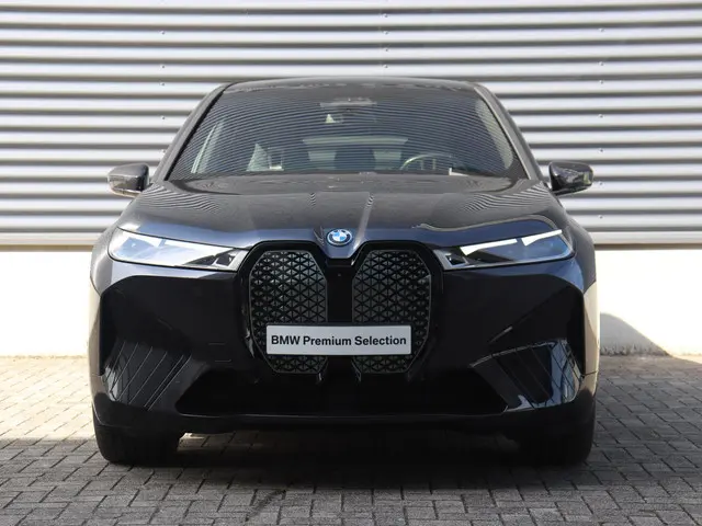 BMW iX xDrive40 2021 Elektrisch 3