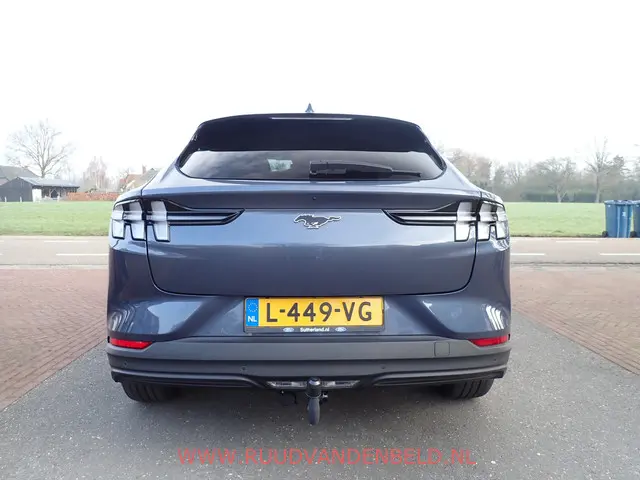 Ford Mustang Mach-E RWD 75 kWh 2021 Elektrisch 28