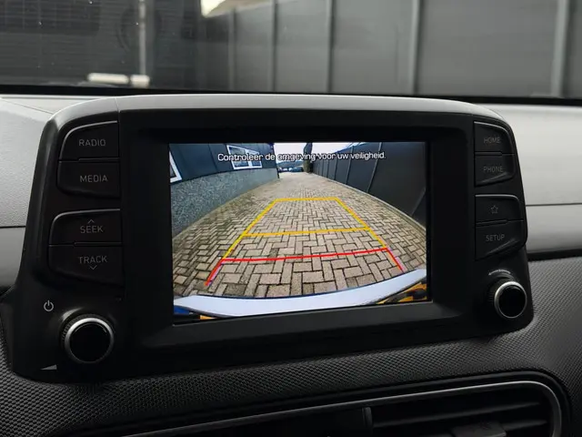 Hyundai Kona 1.0T Fashion CarPlay Camera 2018 Benzine 12