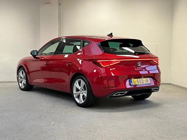SEAT Leon 1.5 eTSI FR Business Intense 2021 Benzine 7