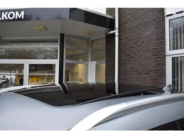 Omoda 9 SHS SHS-P Premium 2026 Hybride Benzine 8