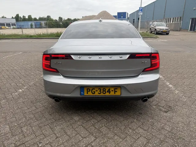 Volvo S90 2.0 T5 2017 Benzine 8