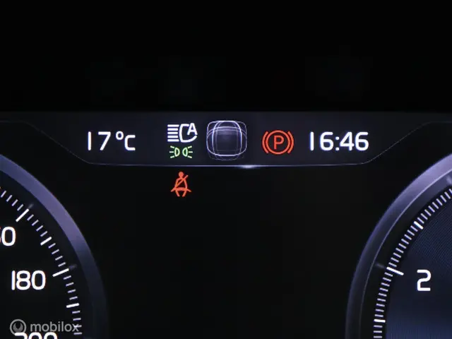 Volvo XC40 2.0 T5 AWD R-Design 2018 Benzine 39