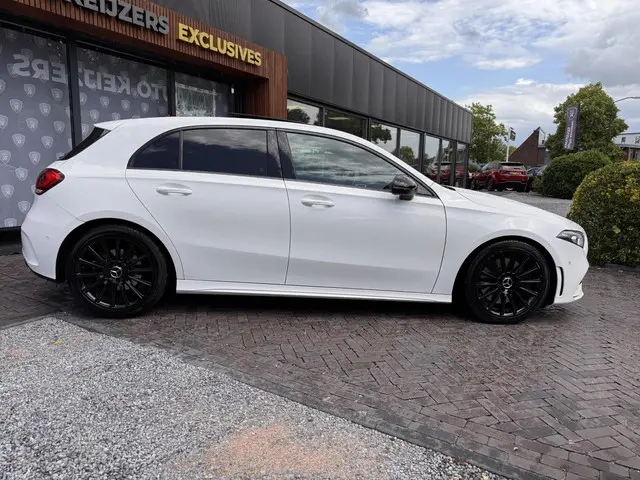 Mercedes-Benz A-Klasse 250 Premium Plus 2018 Benzine 11