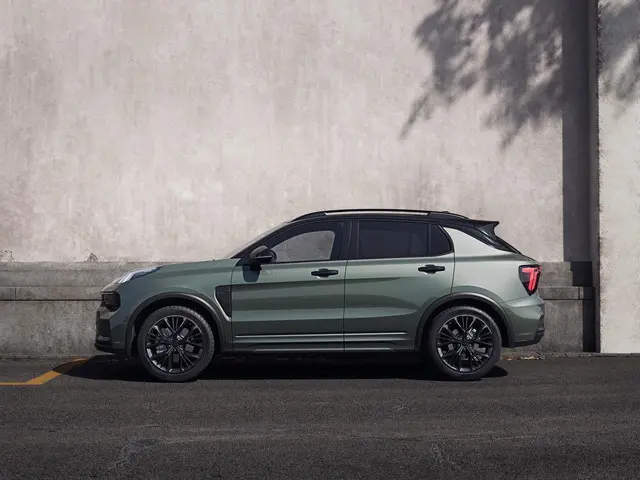 Lynk & Co 01 2