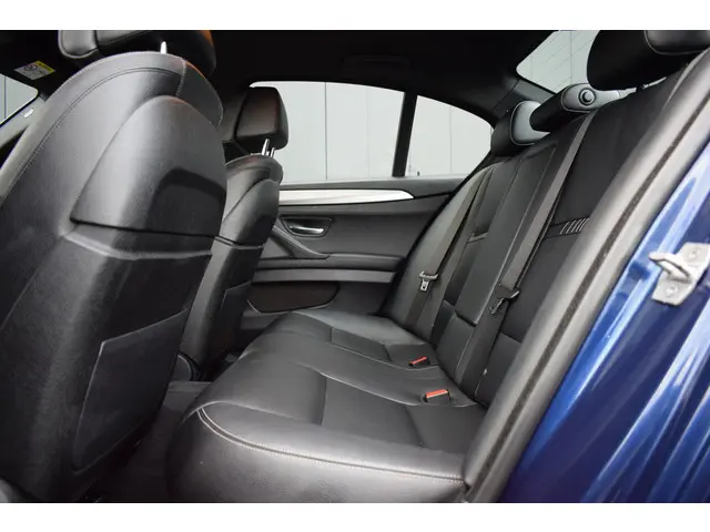 BMW 5 Serie 520i Automaat M-Sport Edition 2016 Benzine 8