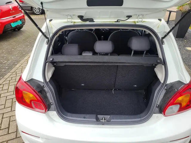 Mitsubishi Space Star 1.0 Cool+ 2019 Benzine 8