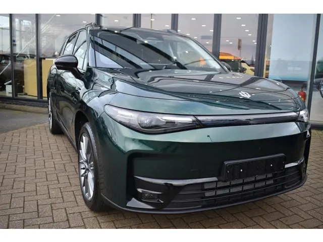 Leapmotor C10 REEV Design 28.4 kWh 2025 Hybride Benzine 7