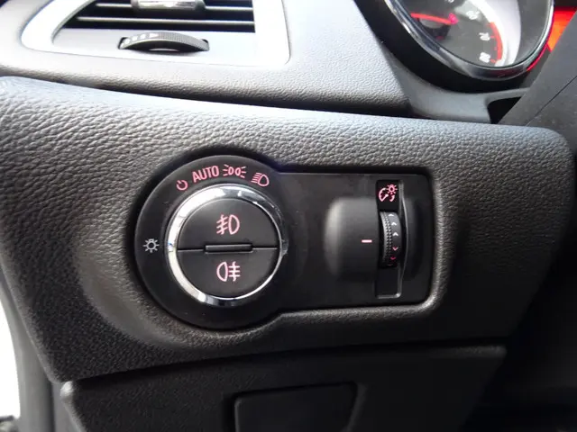 Opel Astra GTC 1.4 Turbo Sport 2012 Benzine 11