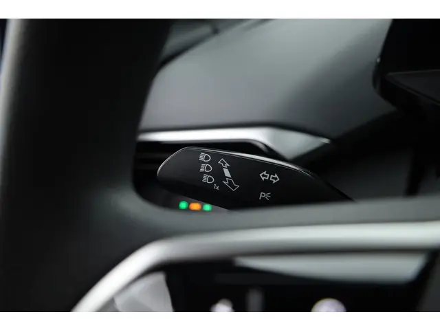 Volkswagen ID.4 Pro 77 kWh 2023 Elektrisch 11