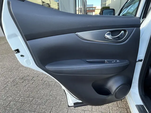 Nissan QASHQAI 1.2 Tekna 2018 Benzine 18