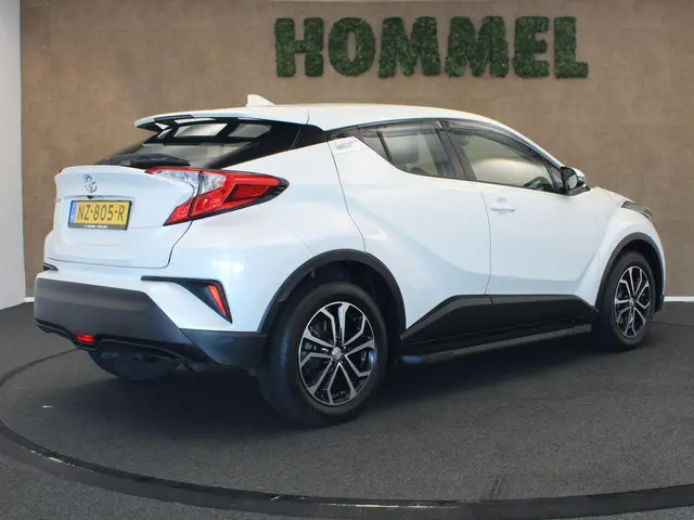 Toyota C-HR 1.2 Dynamic 2017 Benzine 2