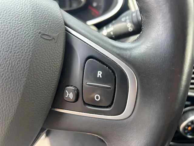 Renault Clio Estate 0.9 TCe Intens 2019 Benzine 13