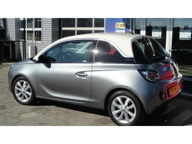 Opel ADAM 1.0 Turbo Jam Favourite 2018 Benzine 3