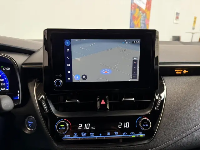 Toyota Corolla 1.8 Hybrid TeamD 2022 Hybride Benzine 4