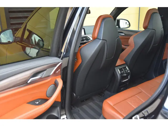 BMW X3 M 2021 Benzine 26