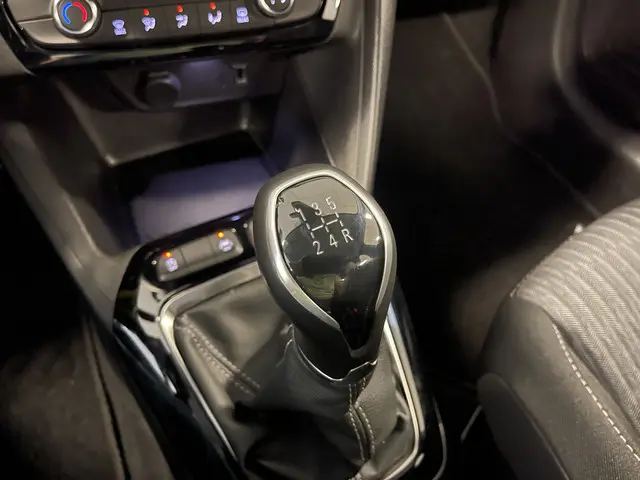 Opel Corsa 1.2 Edition 2022 Benzine 18