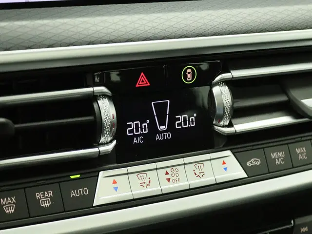 BMW X3 xDrive30e 2022 Hybride Benzine 27