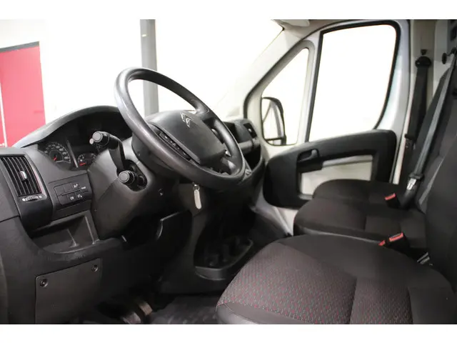 Citroën Jumper 35 2.0 BlueHDi 130 L2H2 2018 Diesel 6