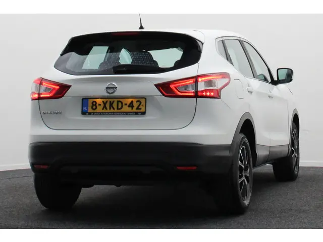 Nissan QASHQAI 1.2 Visia 2014 Benzine 18