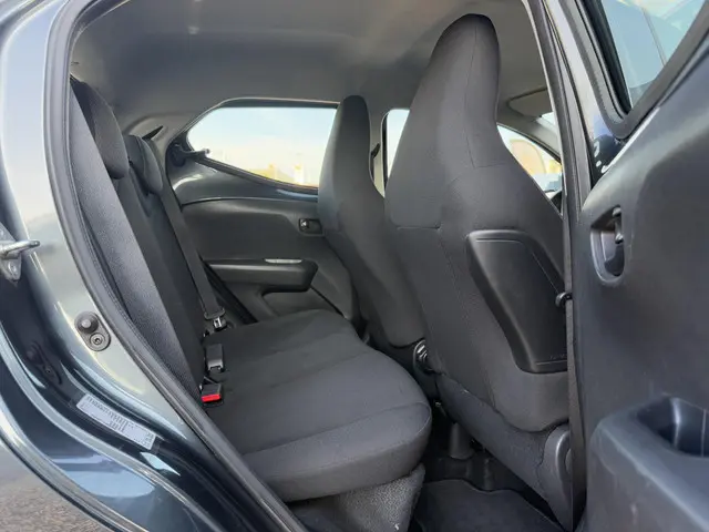 Toyota Aygo 1.0 VVT-i x 2021 Benzine 9