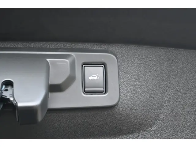 Renault Rafale esprit Alpine 2026 Hybride Benzine 15