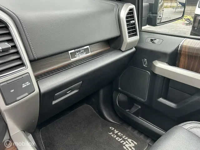 Ford F-150 USA Shelby Super Snake 2019 Benzine 23