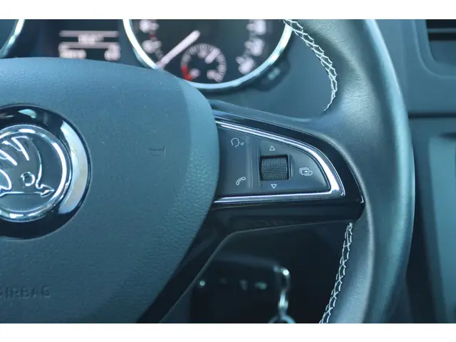 Škoda Yeti OUTDOOR 1.4 TSI AUT. ADVENTURE 2015 Benzine 20