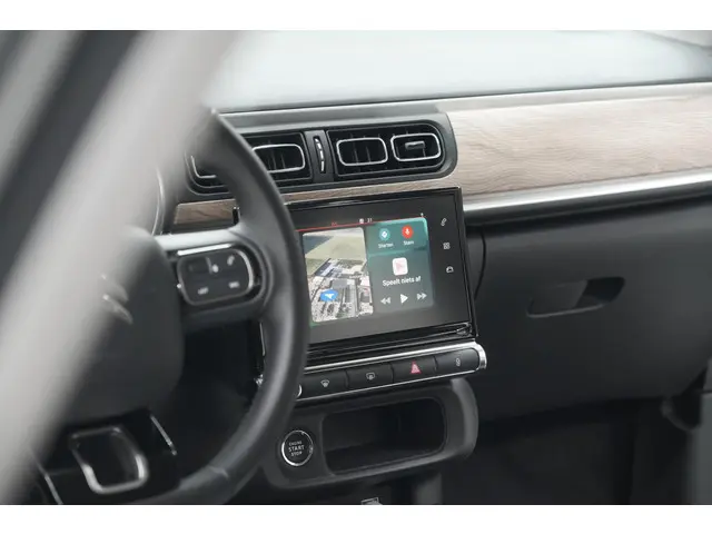 Citroën C3 PureTech 82 Shine 2023 Benzine 53