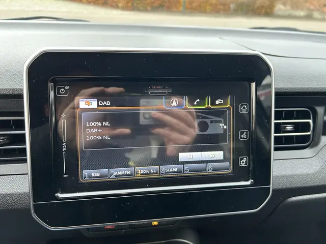 Suzuki Ignis 1.2 Smart Hybrid Select 2021 Benzine 27