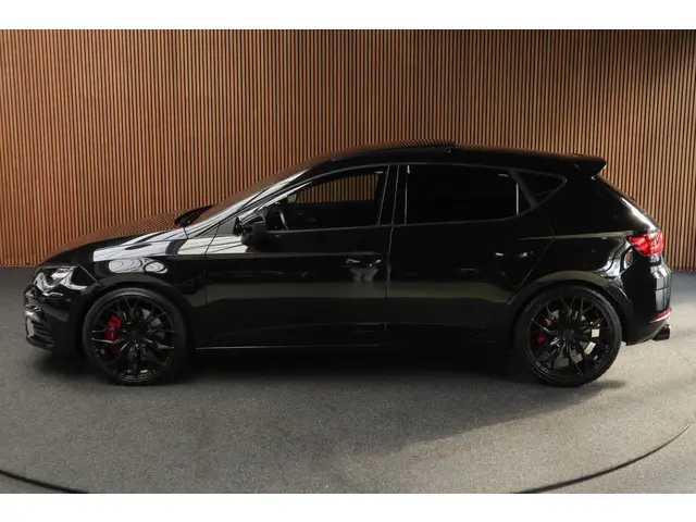 SEAT Leon 2.0 TSI CUPRA 300 2017 Benzine 2