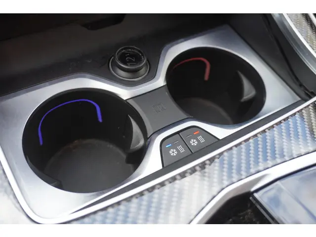 BMW X5 xDrive50e Launch Edition 2023 Hybride Benzine 27